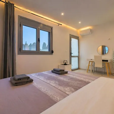 Elisia Apartment